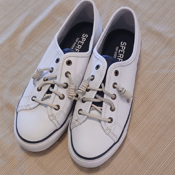 Sperry Shoes - Sperry Top Sider 7.5 White Sneakers